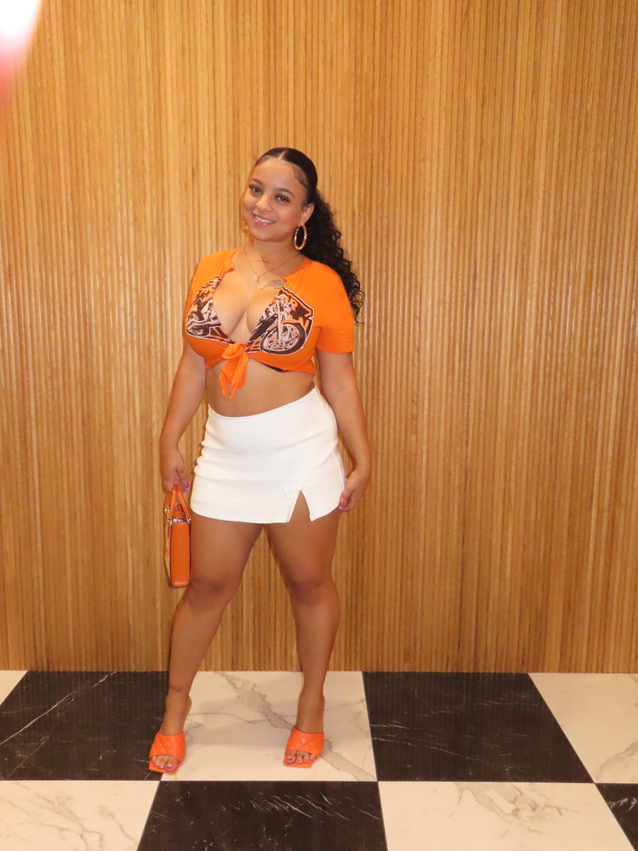 cubanabeck's tweet photo. 🧡🧡🧡🧡🧡🧡 https://t.co/tDIx70k3Ra