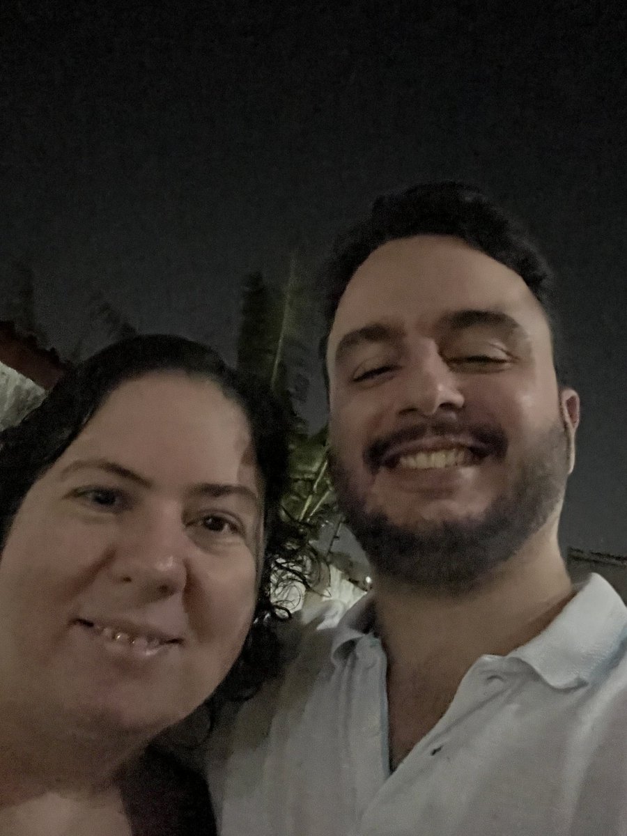 leonardofaco's tweet photo. Às vezes, morando no Condomínio daqui do Vicente Pinzón, em Fortaleza, no Ceará, me sinto como Marinete e Dalila do seriado global(TV Globo), “A Diarista”(2004-2007), em que as mesmas possuíam amizade íntima. A diferença é que minha amiga íntima se chama Rachel Moreira… https://t.co/nd9CRJ4rBC
