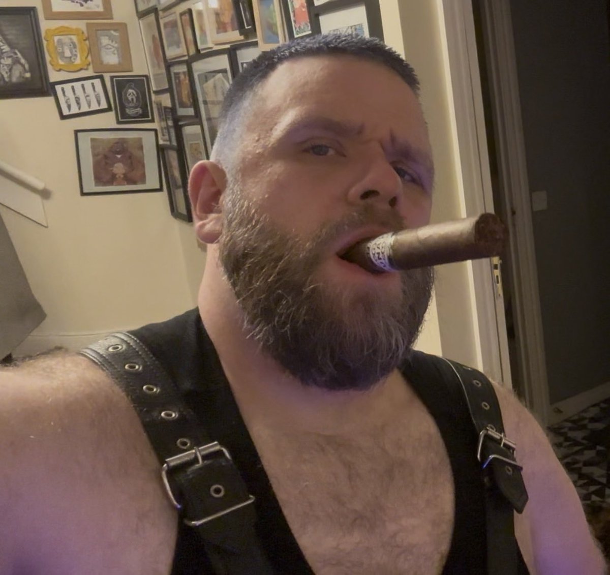 DaddyGarBear tweet media