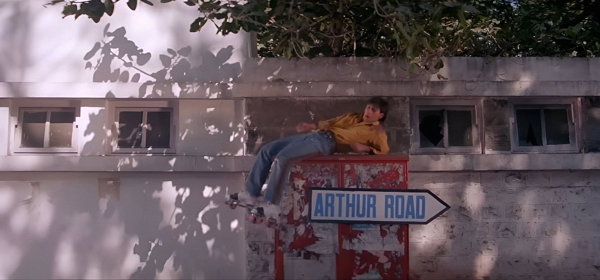 BeingPremForver's tweet photo. सलमान खान 🤍💗 
@BeingSalmanKhan #SalmanKhan 
#PremForver 
फ्रोम #PattharKePhool 1991 💎🤍☺️ https://t.co/z7pJKounnm