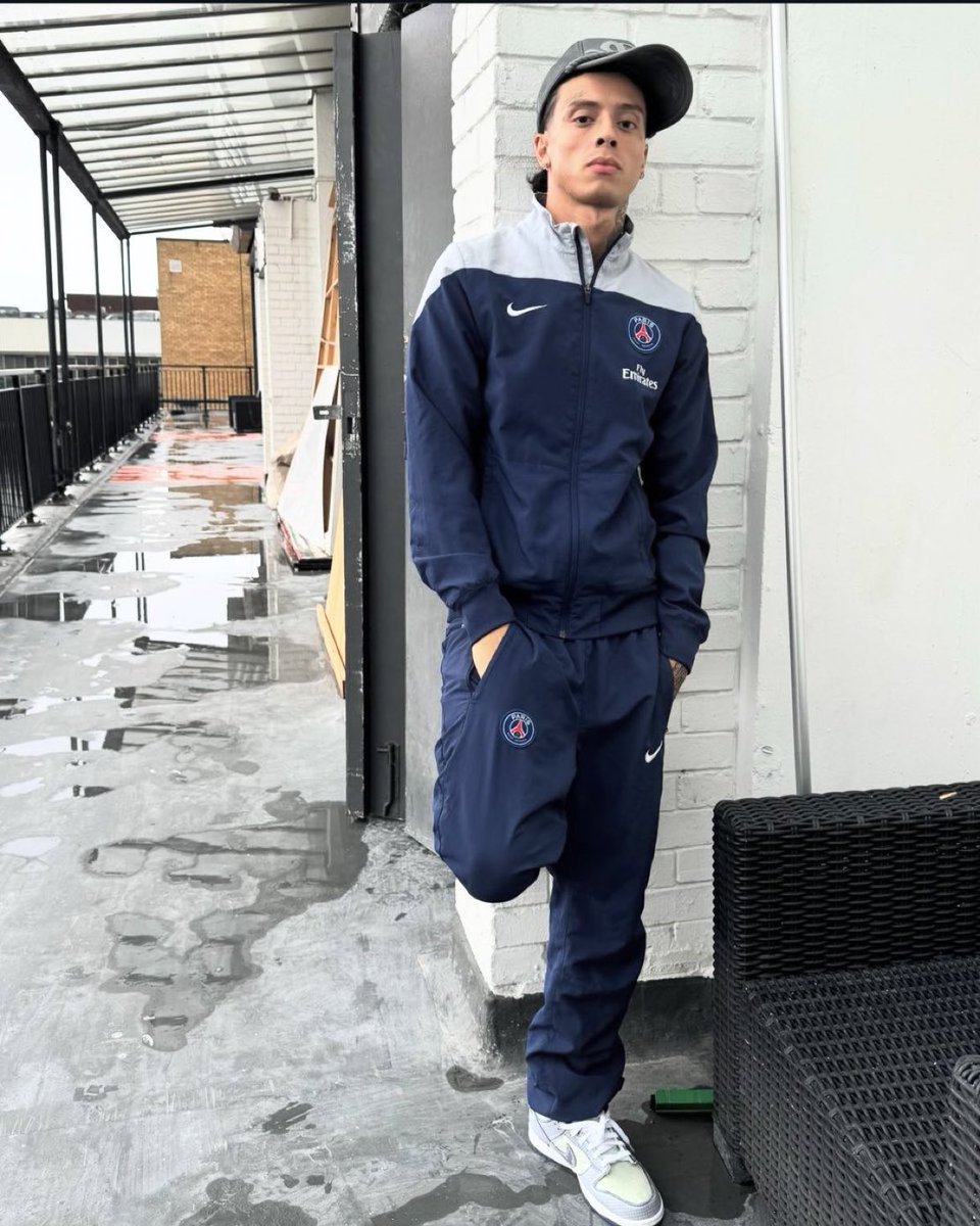 PSG Pictures That Go Hard tweet media