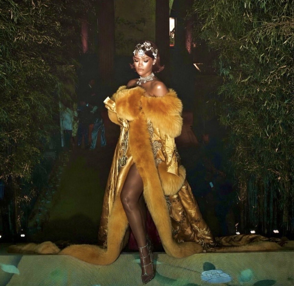 Rihanna Facts tweet media