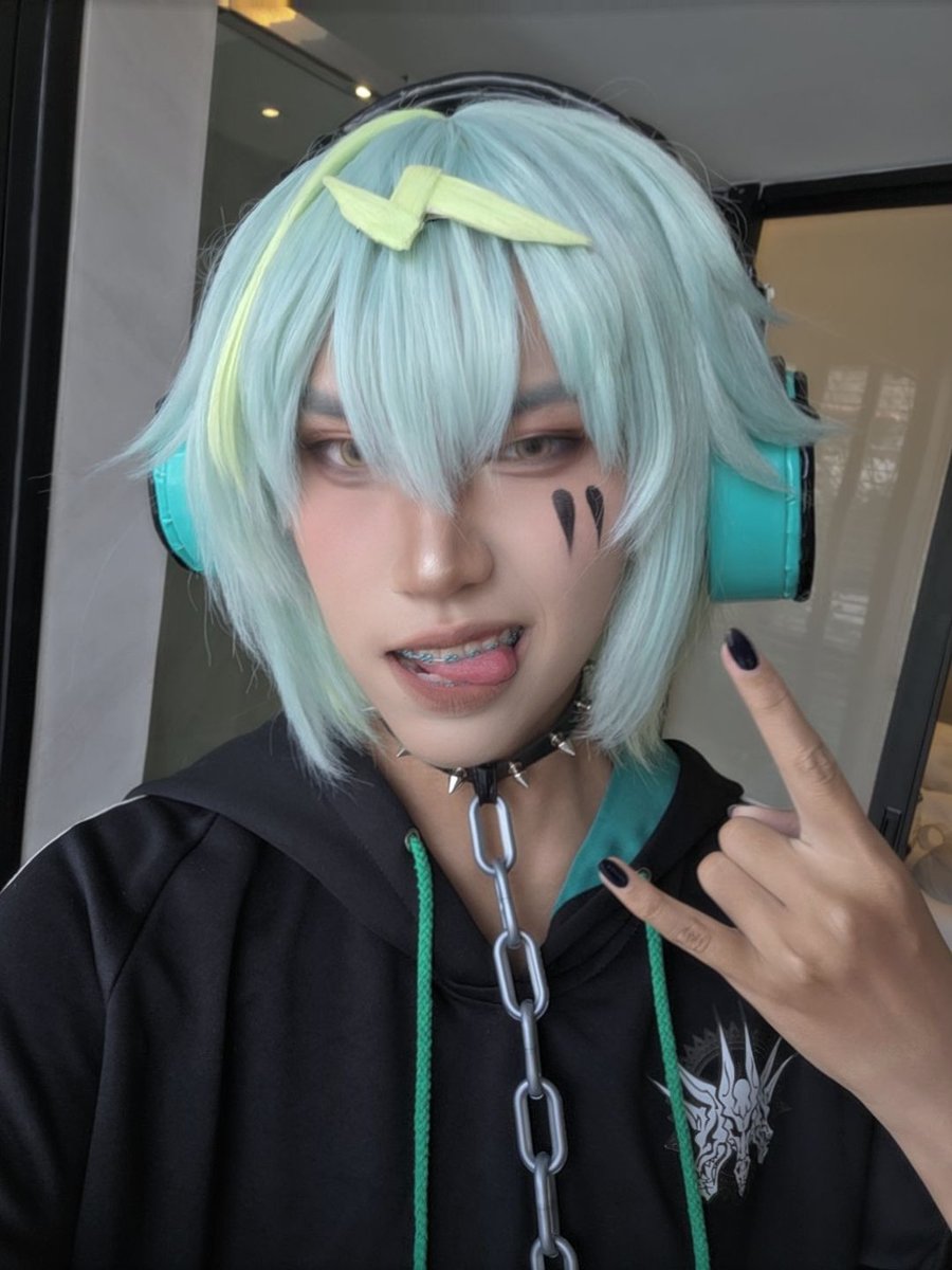 キョウ tweet media