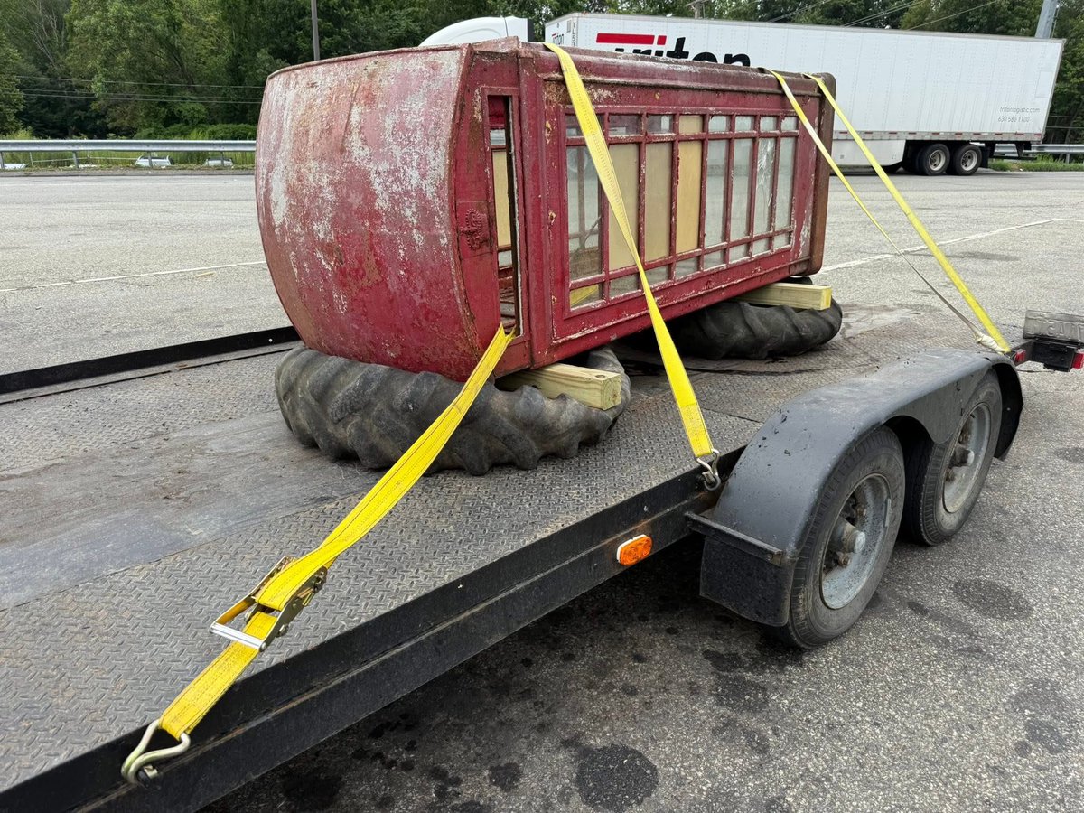 BritishCornerMD's tweet photo. From a scrapyard in Cardiff, Wales to Pocomoke City, Maryland—this British phone box traveled 4,200+ miles by truck, ship, and trailer before reaching its new home. What some saw as scrap, I saw as history worth preserving. Here’s where the project began! #marylandsbritishcorner https://t.co/a3RySSyKeS
