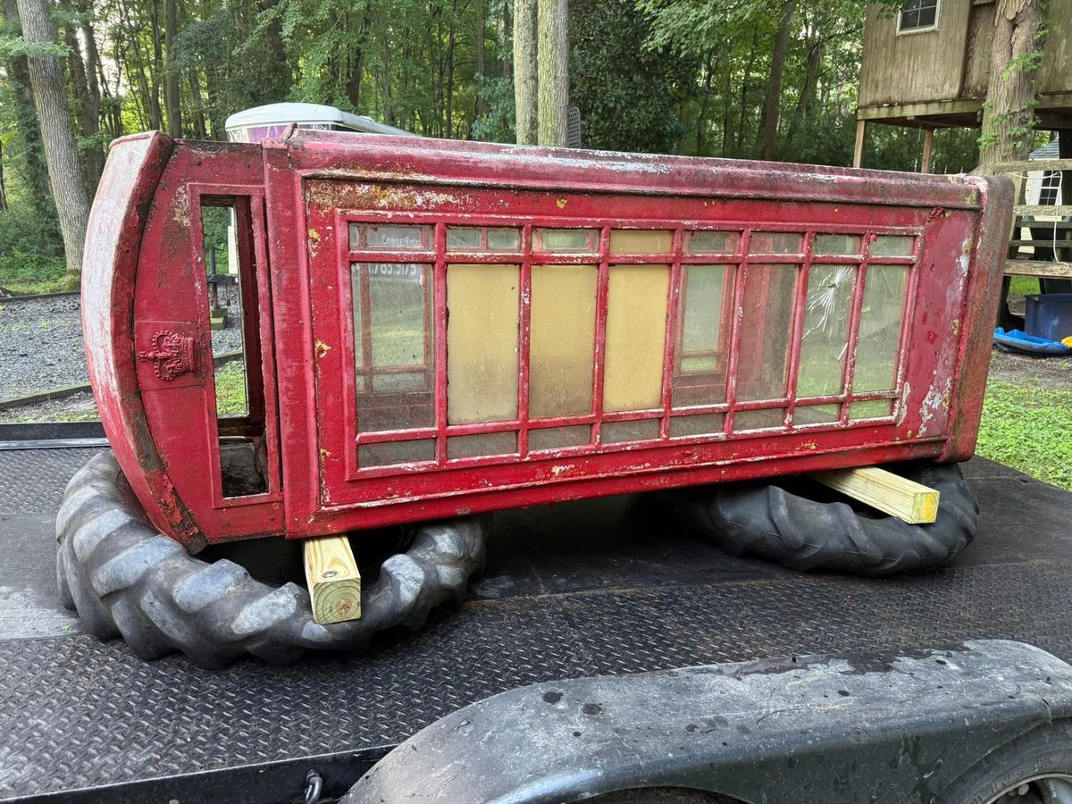 BritishCornerMD's tweet photo. From a scrapyard in Cardiff, Wales to Pocomoke City, Maryland—this British phone box traveled 4,200+ miles by truck, ship, and trailer before reaching its new home. What some saw as scrap, I saw as history worth preserving. Here’s where the project began! #marylandsbritishcorner https://t.co/a3RySSyKeS