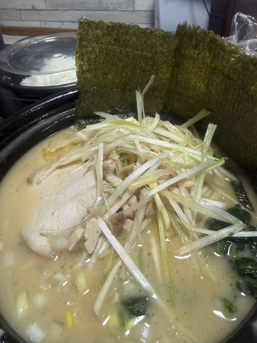 きちがえる tweet media