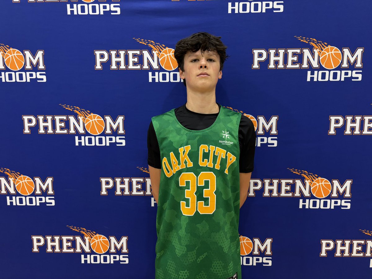 PhenomExposure's tweet photo. 2028 Will Yardley (Oak City 16u) with 8 threes in the win today. High level shooter, smooth form and release and does a good job moving without the ball to get wide open looks. #PhenomMayMadness @DecuirHunter https://t.co/TwErTh81gP