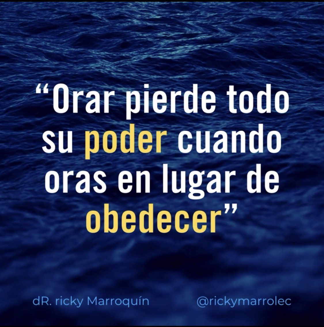 rickymarrolec's tweet photo. Orar no es suficiente cuando ya sabes lo que Dios te pidió hacer.

Hay personas que llevan meses orando por lo mismo. No porque Dios no haya respondido. Sino porque ya les respondió, y la respuesta exige un cambio que aún no están dispuestos a hacer.

Llamemos las cosas por su nombre.
La oración sin obediencia no es espiritualidad.
Es una conversación que no llega a ningún lado.🙃

Empieza hoy obedeciendo lo que ya sabes que tienes que hacer y verás como tu oración cambia.