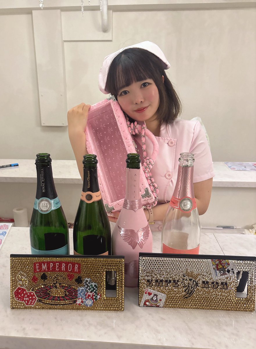 ゆりあ💘EMPEROR tweet media