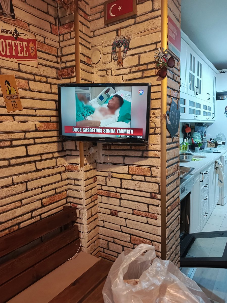 dulkudadas's tweet photo. @startvhaber Alt yazıları Suriyeliler mi yazıyor? Şaka gibi ya,,, "Gasbetmiş" Ne? https://t.co/zMo8ZCw86G