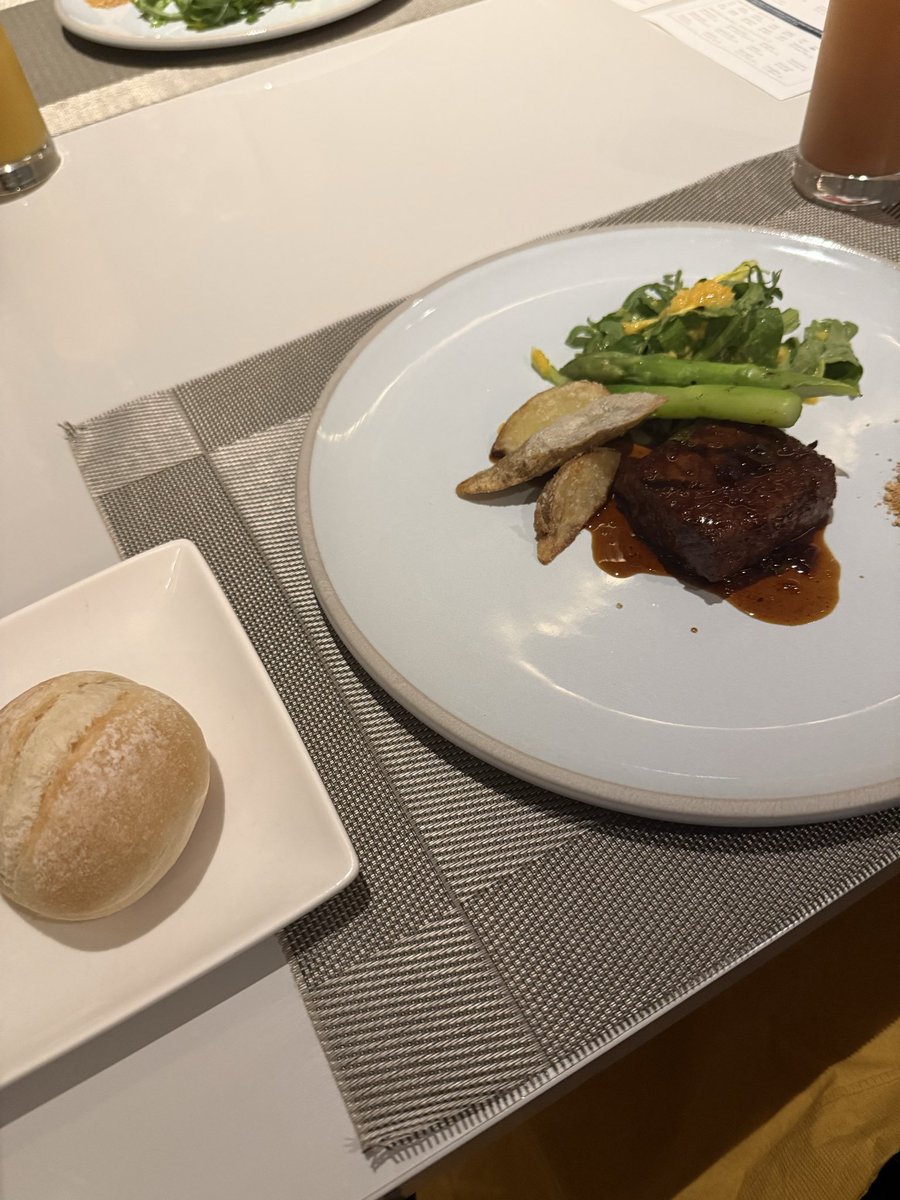 iawak_a's tweet image. Today's #dinner part 2
#lavarock
#courtyard by #marriott shin-osaka station
#marriottbonvoy