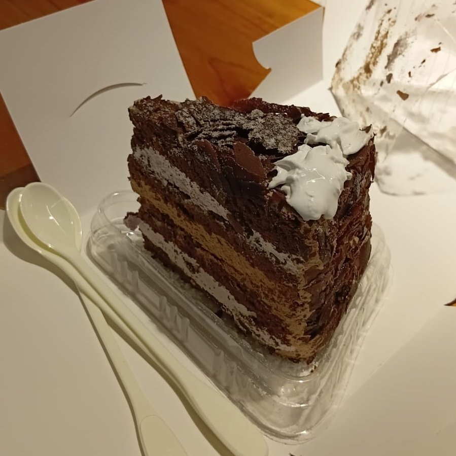 riuhmembasuh's tweet photo. 🍰🍜 https://t.co/GgcC2YPbJl
