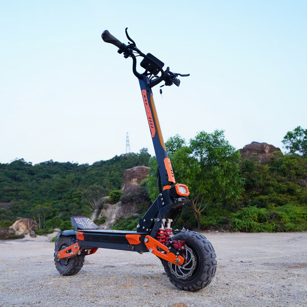 TopRiding's tweet image. Unleash the adventure with the TopRiding ZSNAKE Z36! 🛴 5600W dual motor power, fat tires for all terrains &amp;amp; 52MPH thrill. Perfect for urban &amp;amp; off-road rides. Get yours at just $1,199! 🚀 Discover more: shortlink.store/hsvhy9unrdge #ElectricScooter #AdventureAwaits
