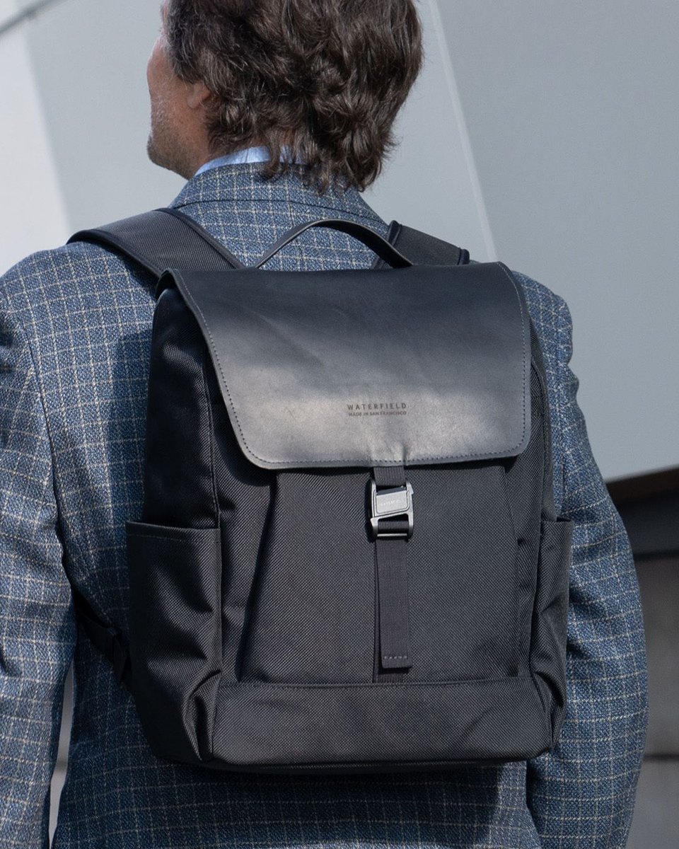 SFBags's tweet image. ⏰ Set Your Alarms! ‼️ 
May 5th at 8a.m. PST, the crowd-favorite MILES BACKPACK returns for a limited run.

Do you prefer boardroom black or rugged brown waxed canvas?

🔗 in 1st comment
#backpack #MadeinUSA #laptopbackpack #handcrafted