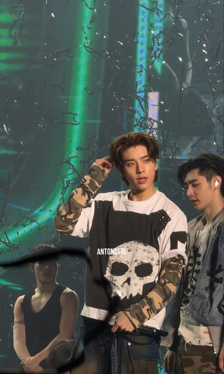 ANTONCTRL's tweet photo. absolutely insane #JAKE #제이크 #ENHYPEN #엔하이픈
#BLOODSAGA_IN_SEOUL를 https://t.co/OTgi6122A4