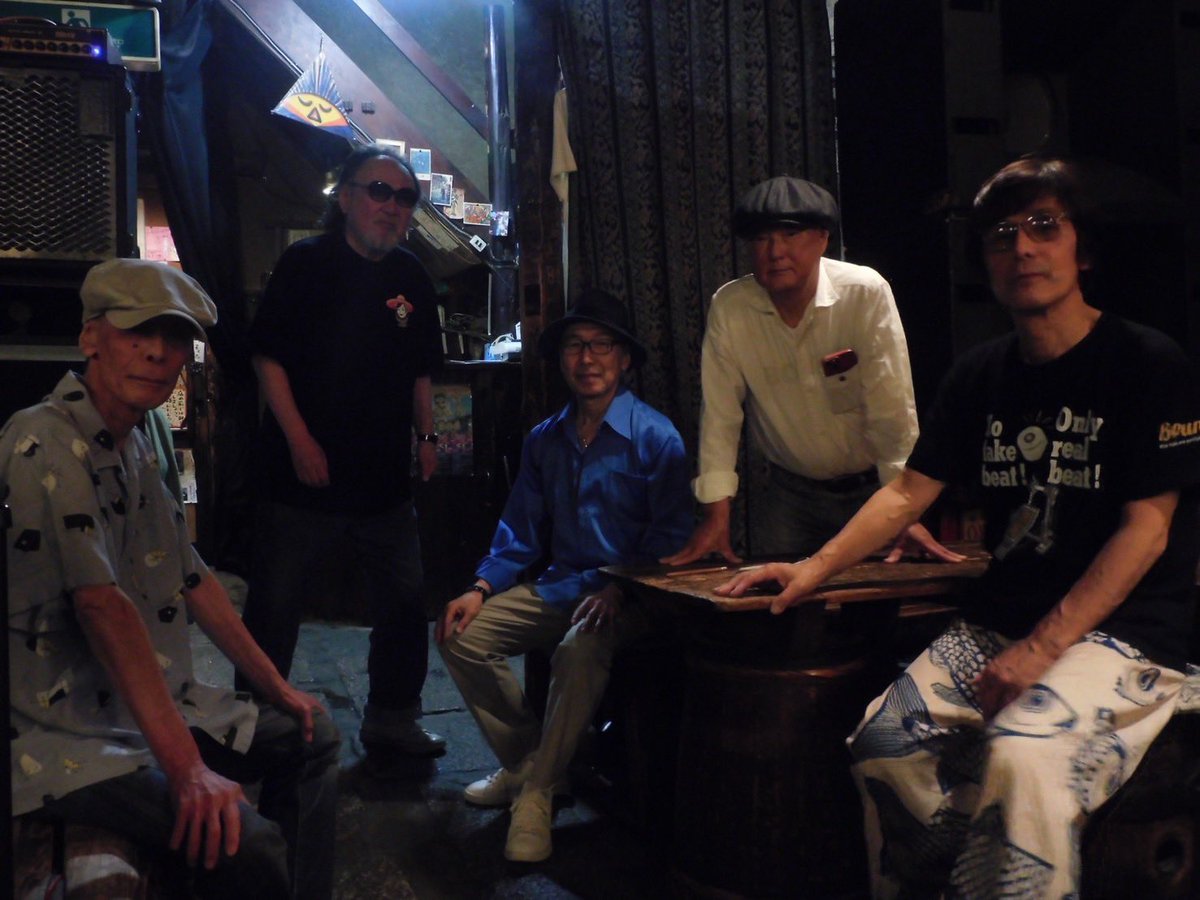 今夜雨の中、拾得に来てくれたみなさん、ありがとうございました！
感謝します🎸
テリーさん大海くん、どもお世話になりました。
次回BOUNDのライブは9/25@磔磔、また会いましょう✌️

#BOUND
#拾得