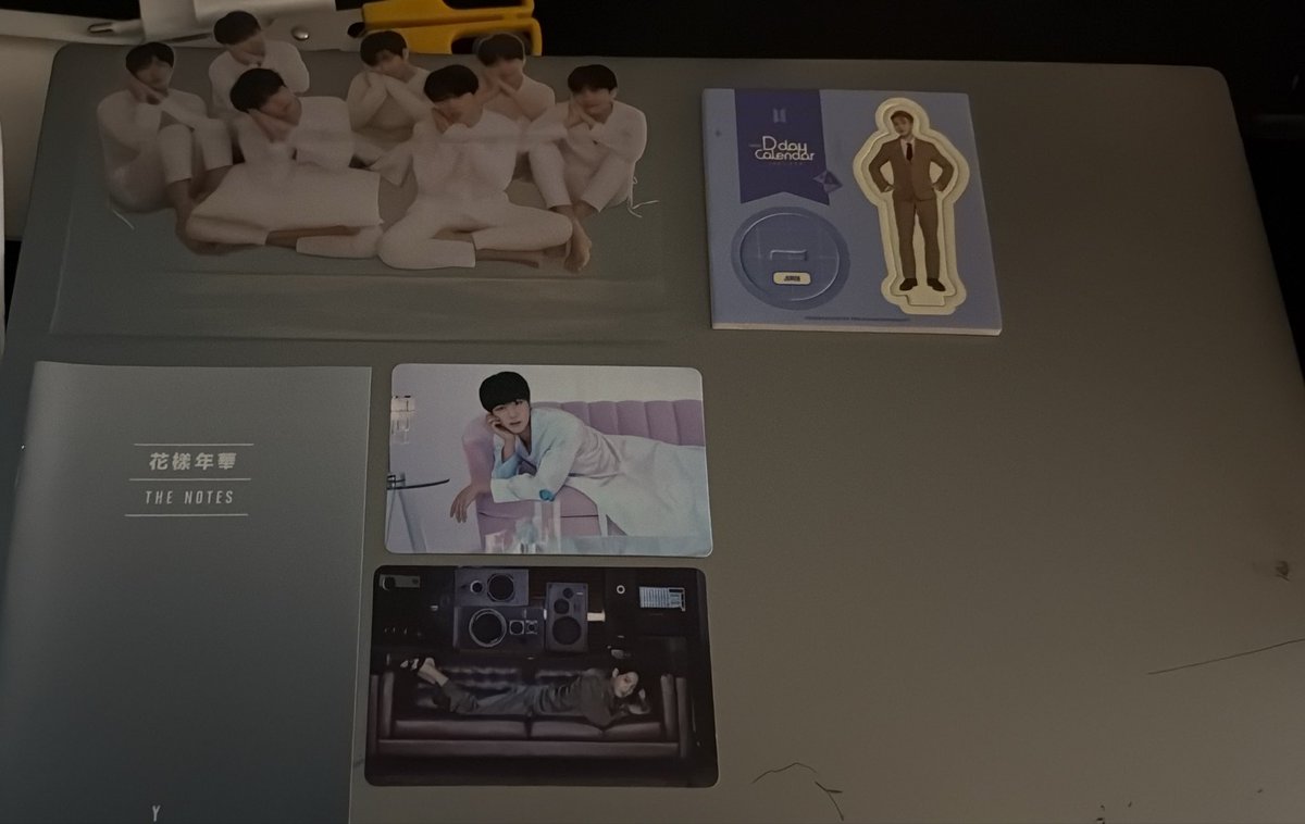 miniminisoull's tweet image. ¡SORTEO!

Se participa enseñando el last con Swim y el álbum, y votando en los Amas.

- Photocards de Jin y Jungkook.
- The notes.
- Jimin figura.
- Bts tear.

La votación vale doble, pueden hacer un comentario o un hilo.

Sorteo TODO el mundo puede participar.