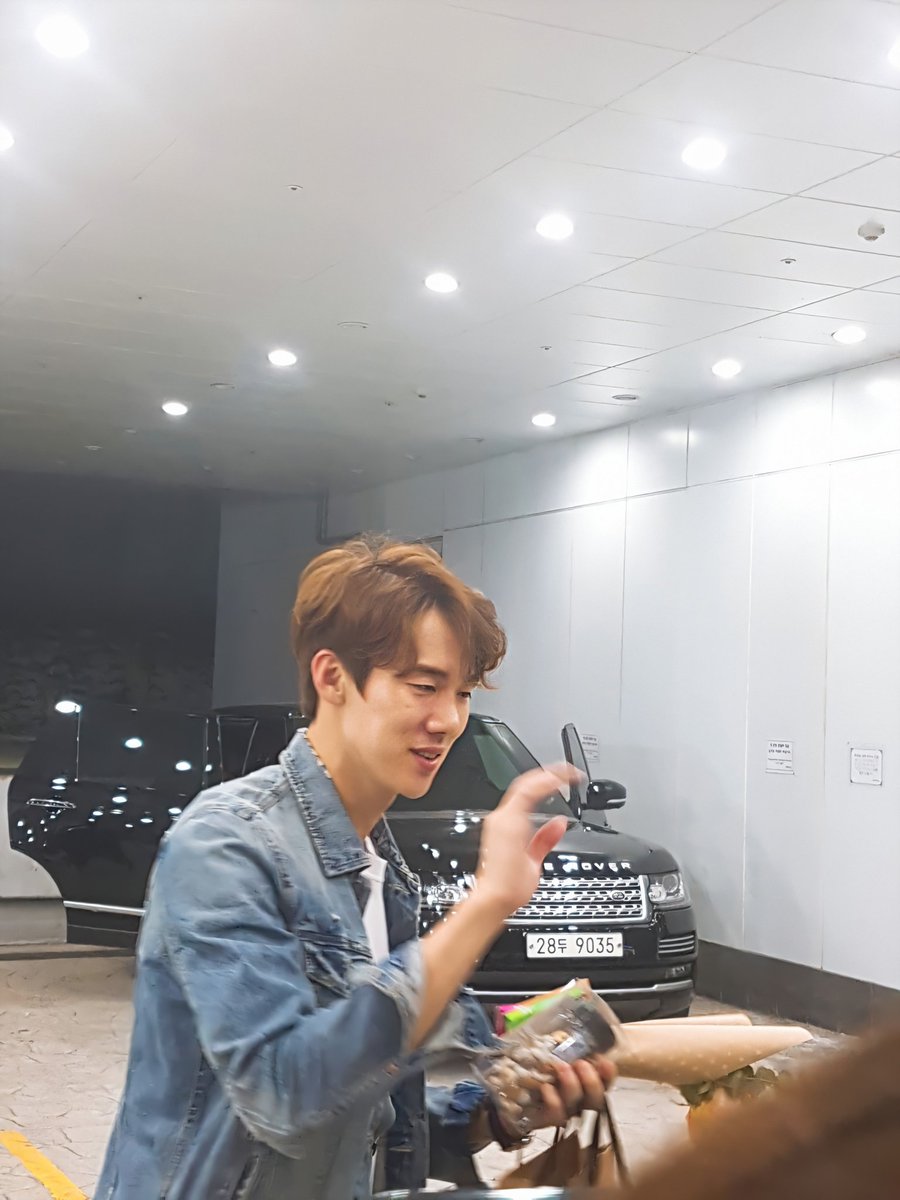죠이 tweet media