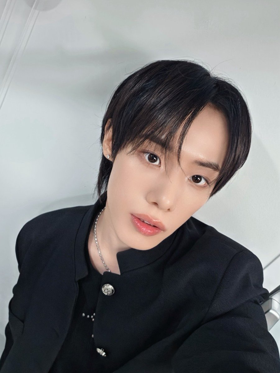 𝘽𝙀𝘼𝘾𝙃 tweet media