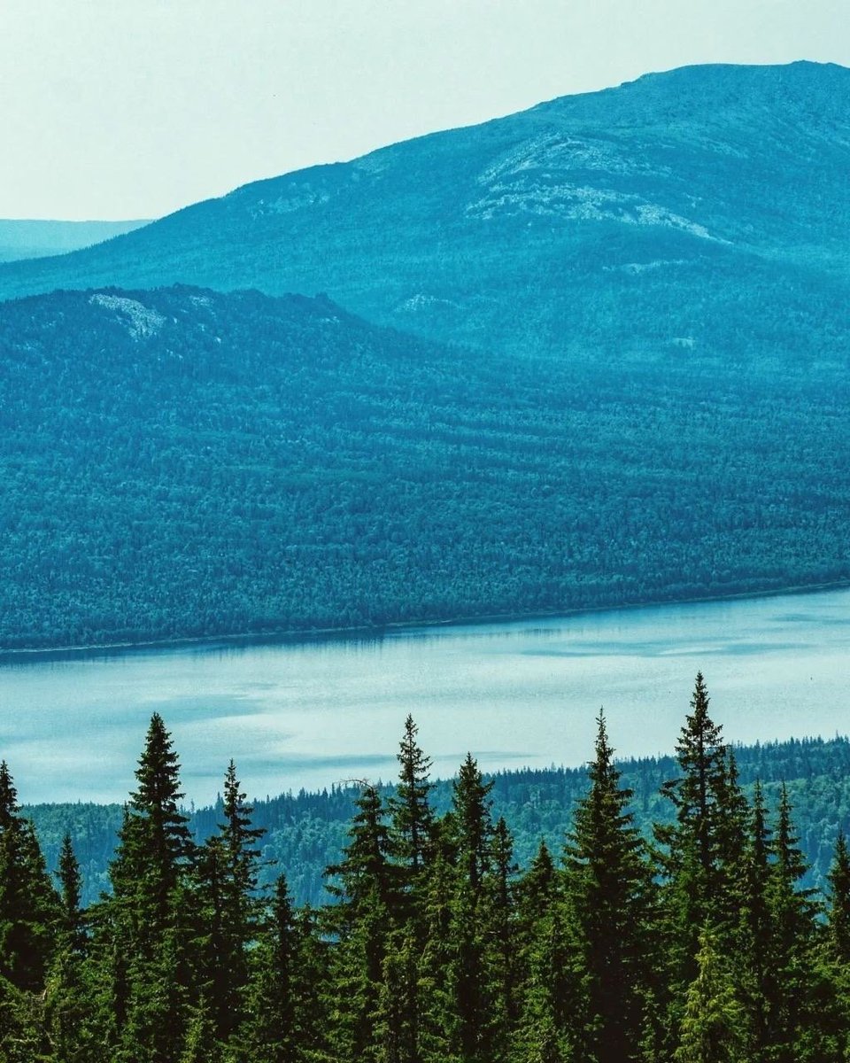 Zyuratkul is a picturesque mountain range in the Chelyabinsk region, Russia. 
See you tomorrow, friends👋