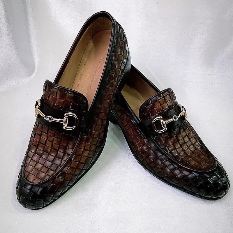 TucciPolo's tweet photo. Which one of these loafers speaks to you? https://t.co/P6162qCDag