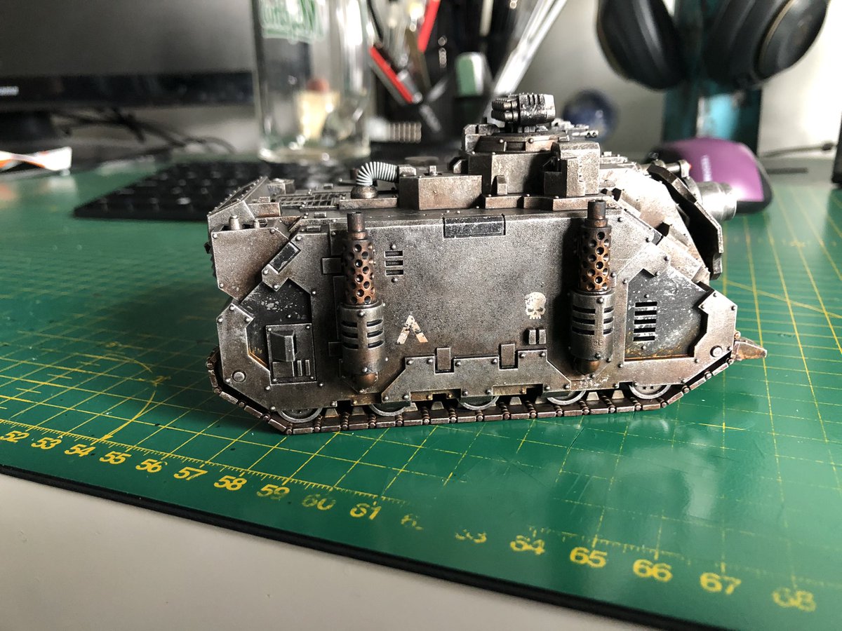 ServoJ4's tweet image. Another tank for the Iron Warriors #warhammer #hobby #paintingwarhammer
