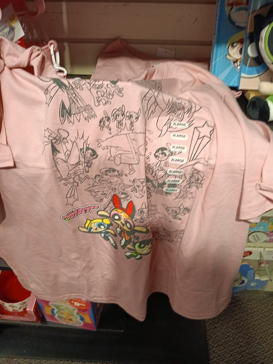 Cartoon_fan24's tweet image. Found this at fye wanted to pick this up. It was not on sale , but a jersey of Deadpool and scooby doo was So I got those instead , we do one is mine and deadpool is a friend. #ppg