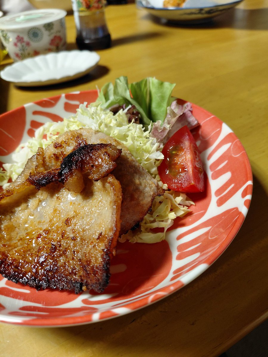 amatake4's tweet photo. 最近たべたもの② https://t.co/qwIznaysv1
