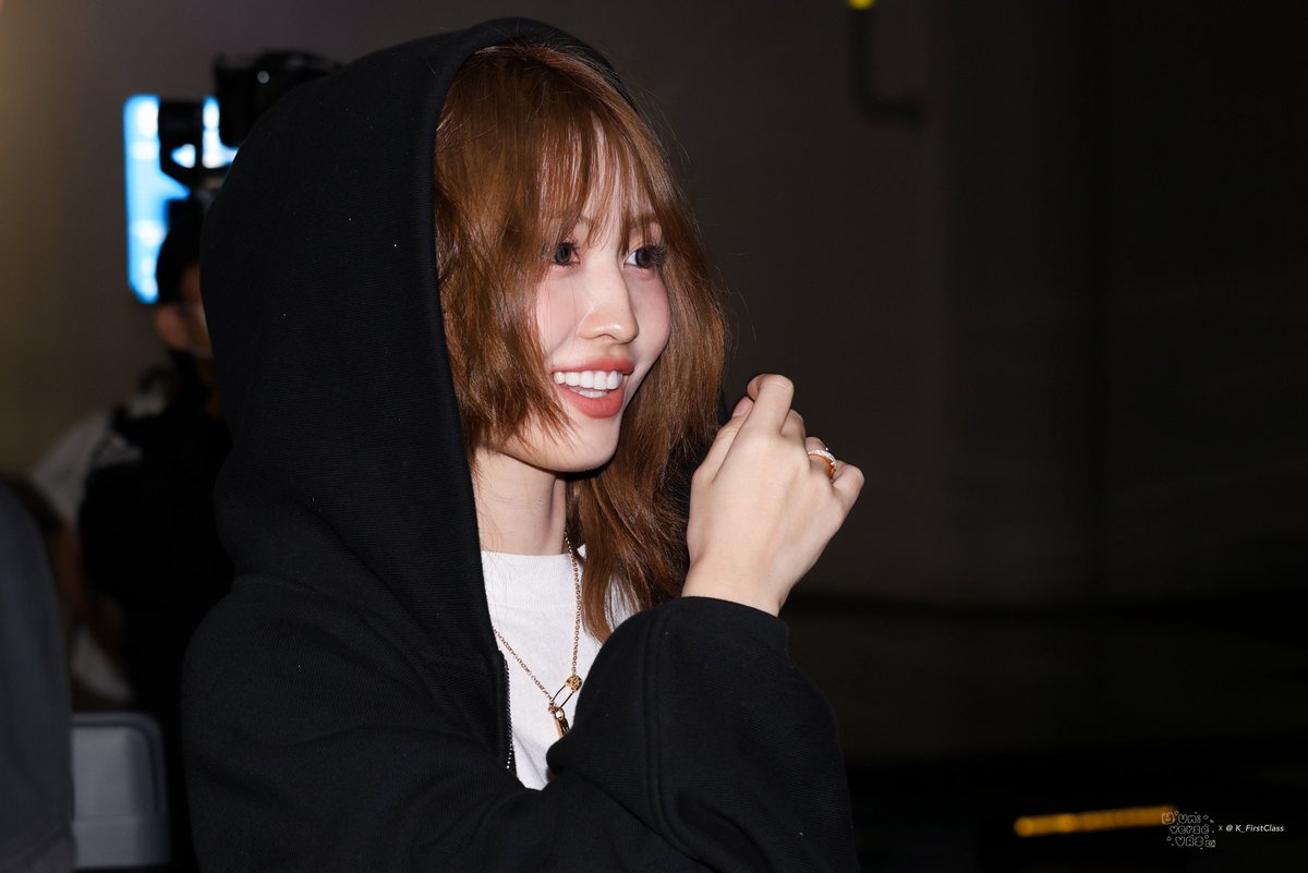 ( * 王 ) vrs ’ tweet media