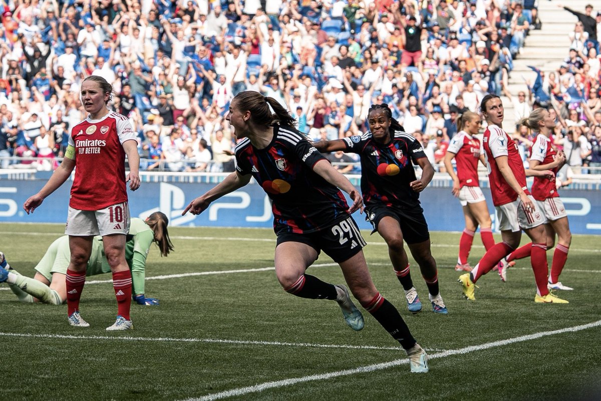 fenottes's tweet image. Héroïne des demi-finales avec Lyon, Jule #Brand n'a déjà plus envie d'attendre
(Footeuses : olplus.fr/KtbaA)