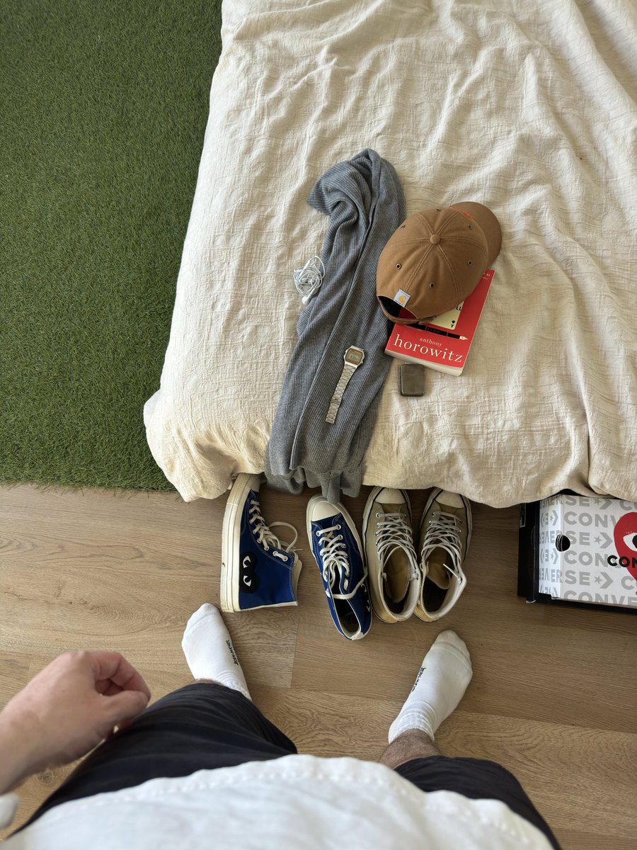LacesFirst's tweet image. Sunday… #kotd