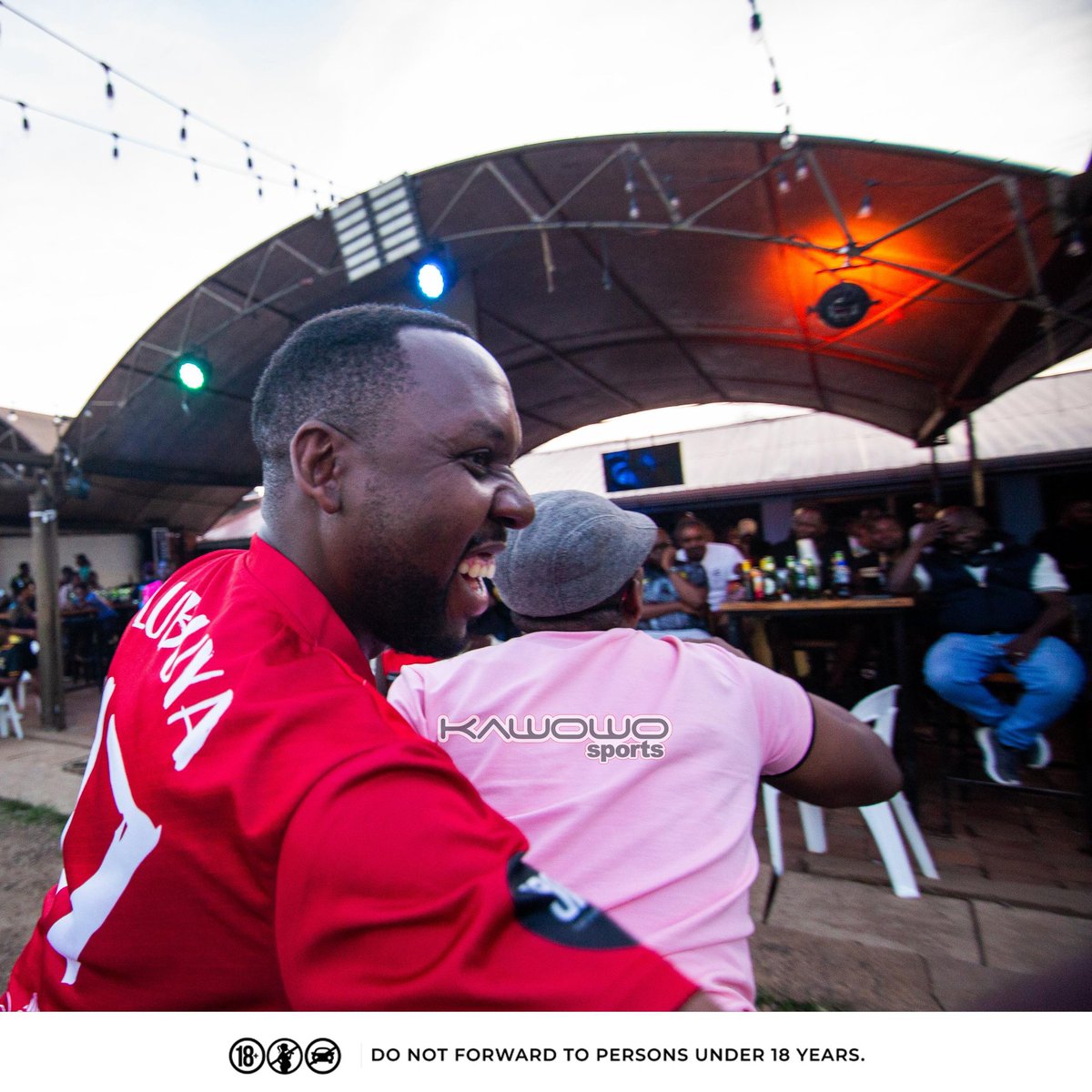 KawowoSports's tweet photo. Images brought to you by Szobozslai and Gakpo. 🥳⚽🔥

#GuinnessMatchday #GuinnessUg | 📸 @Mugabiarts https://t.co/UCDOyGWXne