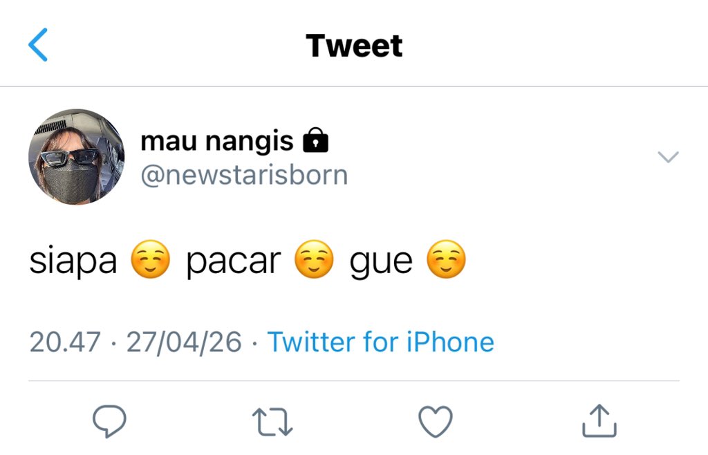ela tweet media