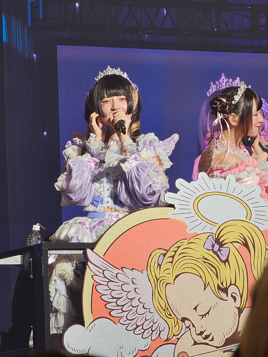 SHINRA_0404's tweet photo. 未だに余韻が凄いけど、まずはサインボールありがとうやねちゃん😭
後ろの席の優しいお兄さんが、取れなかったサインボール譲ってくれて、風船渡し合いしてたの温かすぎてきゅるちゃんもきゅるオタも大好き！
Kアリーナとミニアルバムおめでとう🎉
最高のライブをありがとう！
#きゅるちゃん幕張 https://t.co/Eyp7Qx4K0H