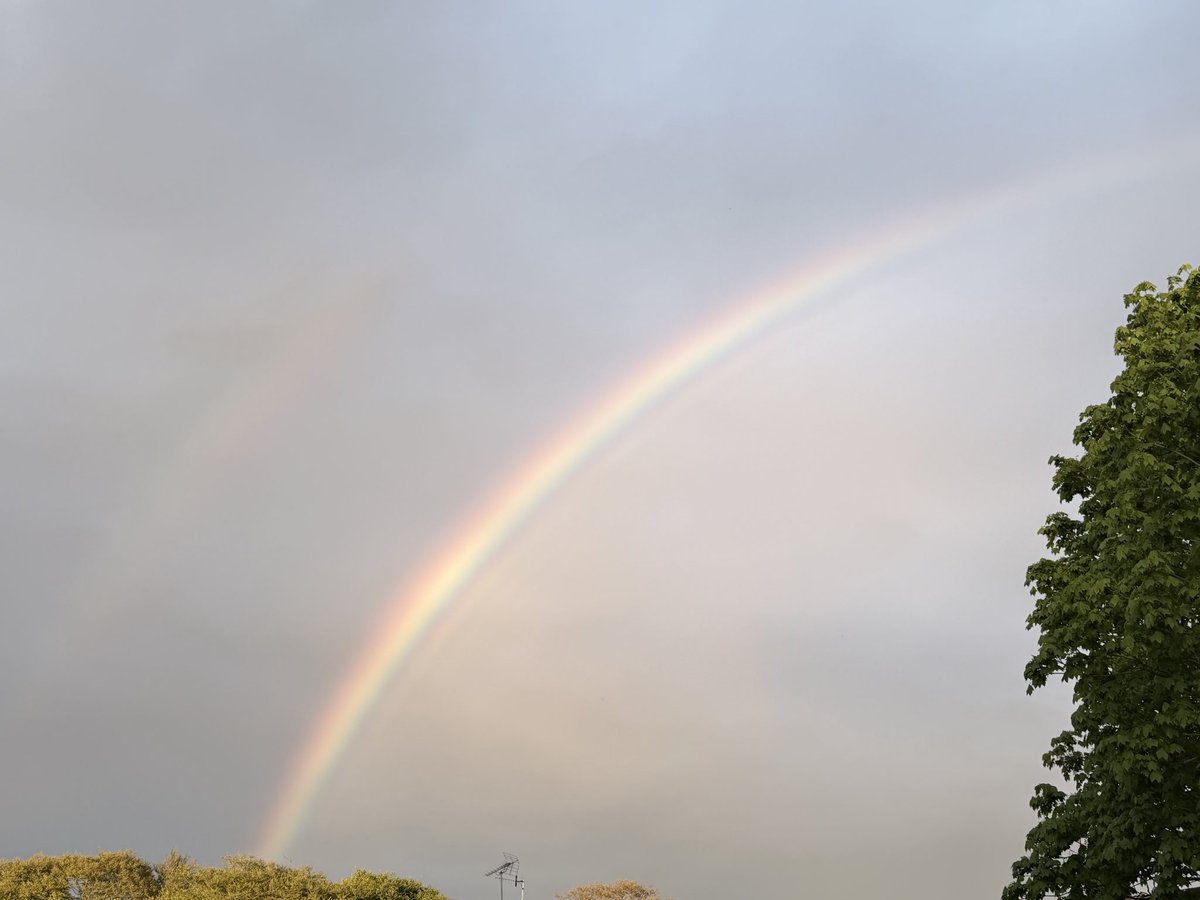 stormwatchmw's tweet image. Rainbow 🌈 #rainbow #weather #ukweather