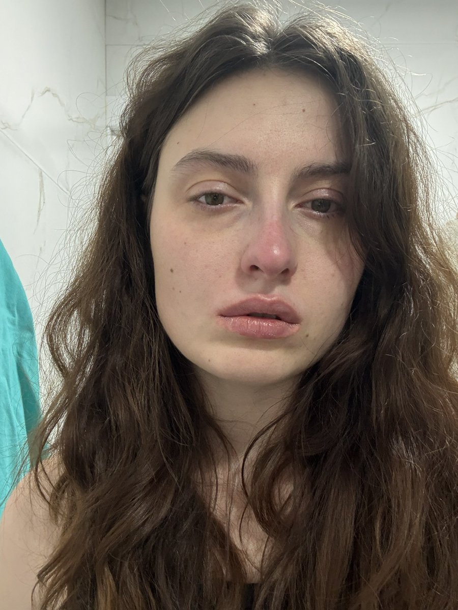 Обожаю этот макияж, как его там mental breakdown