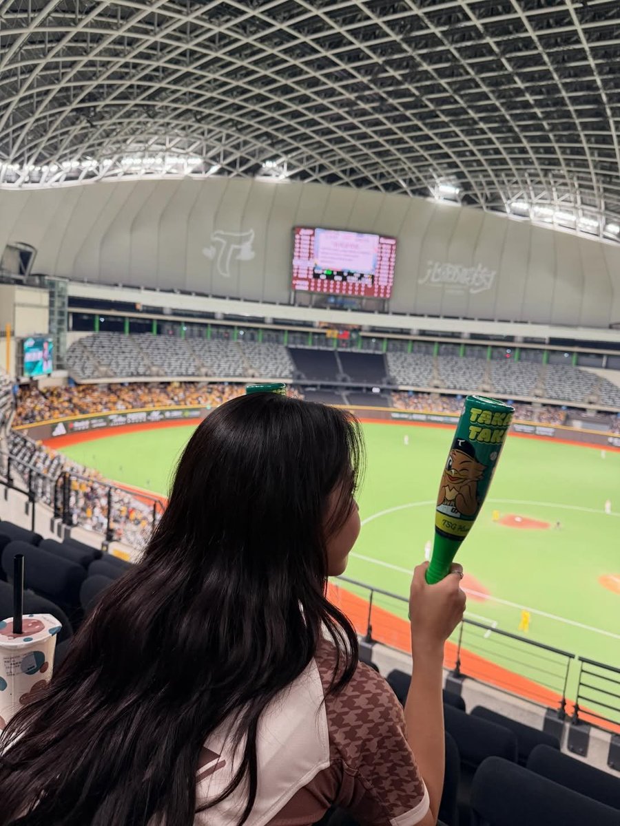 KimSolarBR's tweet image. 📲 03.05.26 | #SOLAR via Instagram (solarkeem) (1)

"👍🏽👍🏽👍🏽"

🔗 instagram.com/p/DX4E6oLj_SG/

#솔라 #MAMAMOO #마마무 @RBW_MAMAMOO