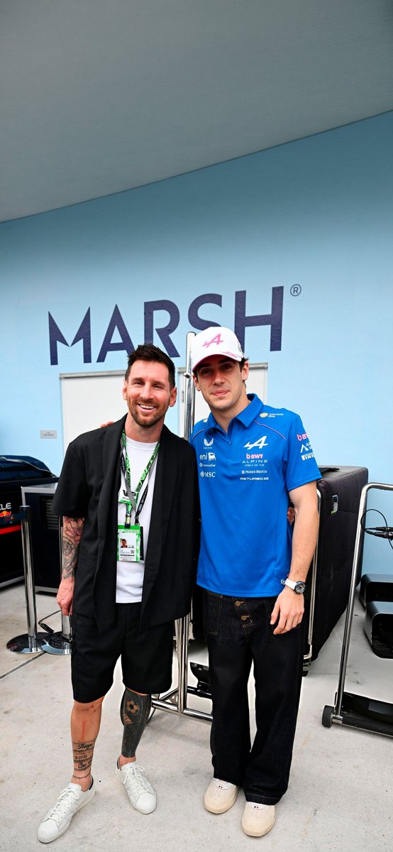moran_juampi's tweet image. #Wallpapers 📱
 └📂 #Formula1 
      └📂 #MiamiGP 🇺🇸
            └📂 Franco Colapinto 🇦🇷
            └📂 Lionel Messi 🇦🇷