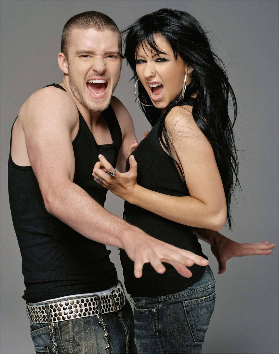 jtrocks_'s tweet photo. Justin Timberlake e Christina Aguilera, Rolling Stone (2003) | https://t.co/xh8oEU9Hko https://t.co/HNDOPwYLQs