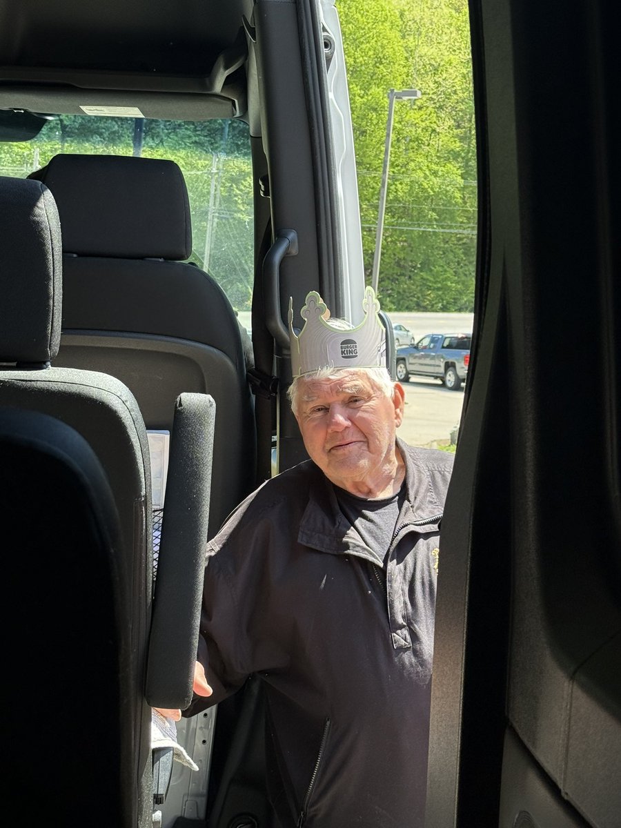 Adrianne_DeVaux's tweet photo. “Hey Adrianne, officially standing at stud” -Butch (Adrian) DeVaux. 
Sire of legends.
Jimmy DeVaux- multi leading driver at multiple tracks
Cherie DeVaux- First female Kentucky Derby winning trainer
Kenny DeVaux- angriest man behind a horse if you wrong him
Me… and the countless siblings that worked on the backside 
#devauxsonthegeaux