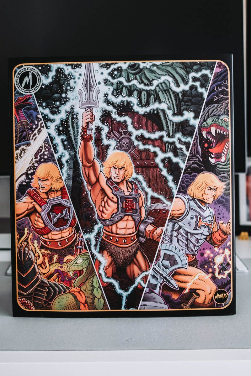 heldenchaos's tweet image. Als der erste #HeMan in der Deluxe-Version von #Mondo im Juni 2022 vorgestellt wurde, weiß ich bis heute nicht, warum ich ihn mir nicht gekauft habe. 
Durch einen glücklichen Zufall ist er jetzt aber bei mir eingezogen.. 🙌
Schau dir mein #Unboxing an: 👉 heldenchaos.de/he-man-deluxe-…