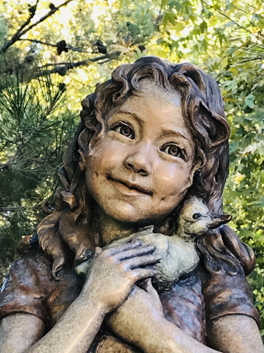 juliery87844756's tweet image. "A smile is happiness you'll find right under your nose."
Tom Wilson
Got any to share? #smile 😃