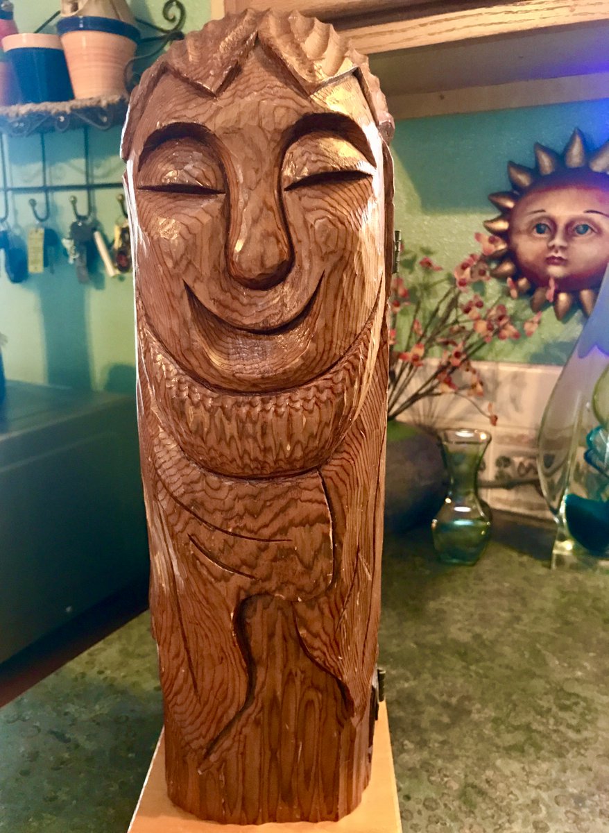 juliery87844756's tweet image. "A smile is happiness you'll find right under your nose."
Tom Wilson
Got any to share? #smile 😃