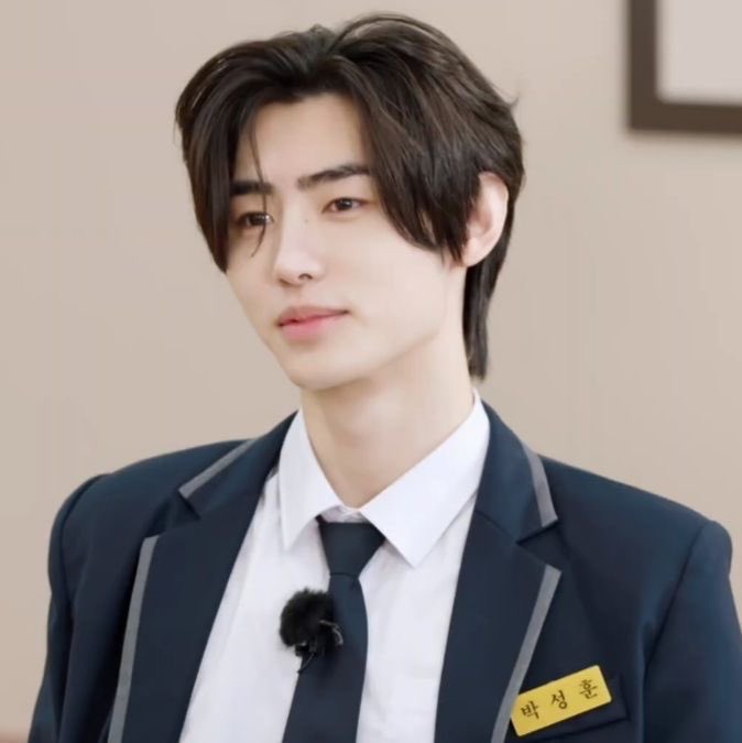 BringBackHeeseung| Enhypen is 7 ❤️ tweet media