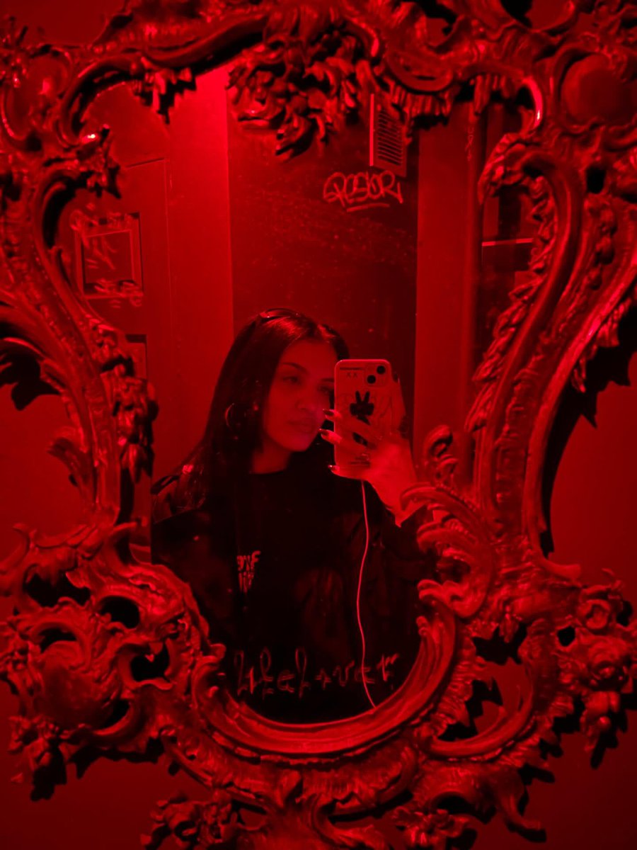 LilimarHQ's tweet photo. 📲| Lilimar via her instagram feed. https://t.co/roAhJKSzGL
