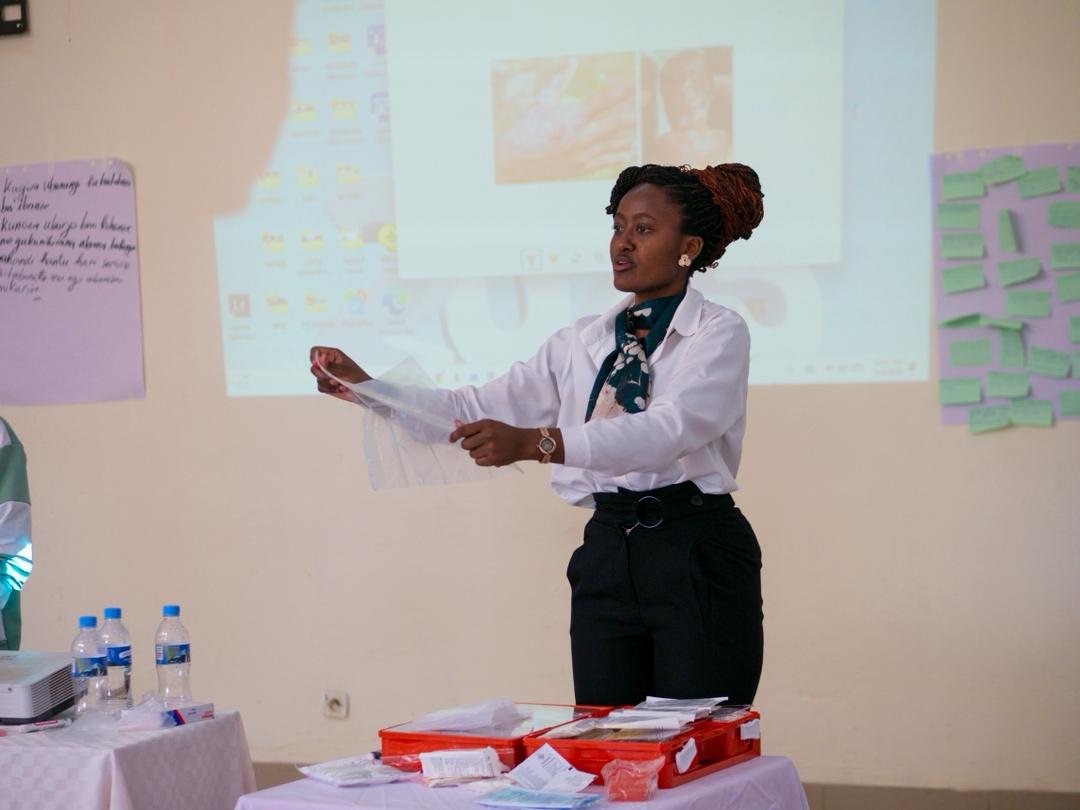 adepe_rwanda's tweet image. A practical first aid and emergency response session was delivered by a health expert @InglideMugeni, equipping participants with essential skills to respond effectively to emergencies in #ECD centers.

For every #Child