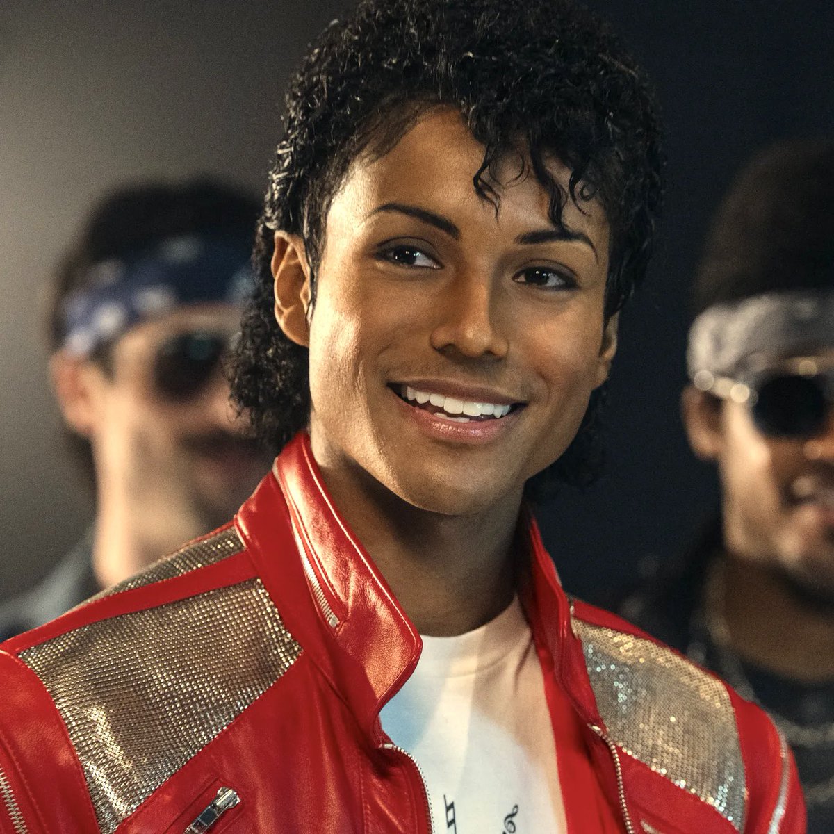 INVINCIBLE, INDEED!! After its massive $97 MILLION DOMESTIC OPENING last weekend, “MICHAEL” fell just 44% in its 2nd week with a strong $54 MILLION, bringing its DOMESTIC TOTAL to $184 MIL! It’s WORLDWIDE TOTAL: $423 MIL! Can “MICHAEL” moonwalk past $1 BILLION??