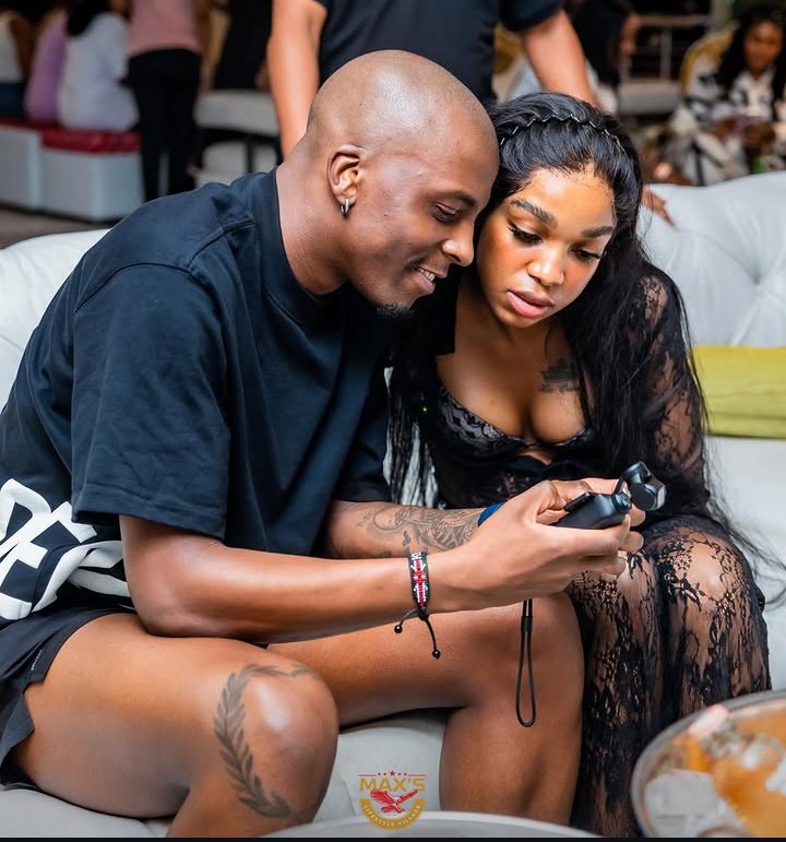 T E E👩🏽‍🦰 tweet media