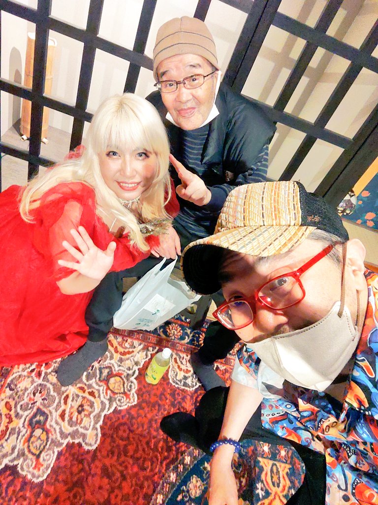 松本格子戸 tweet media