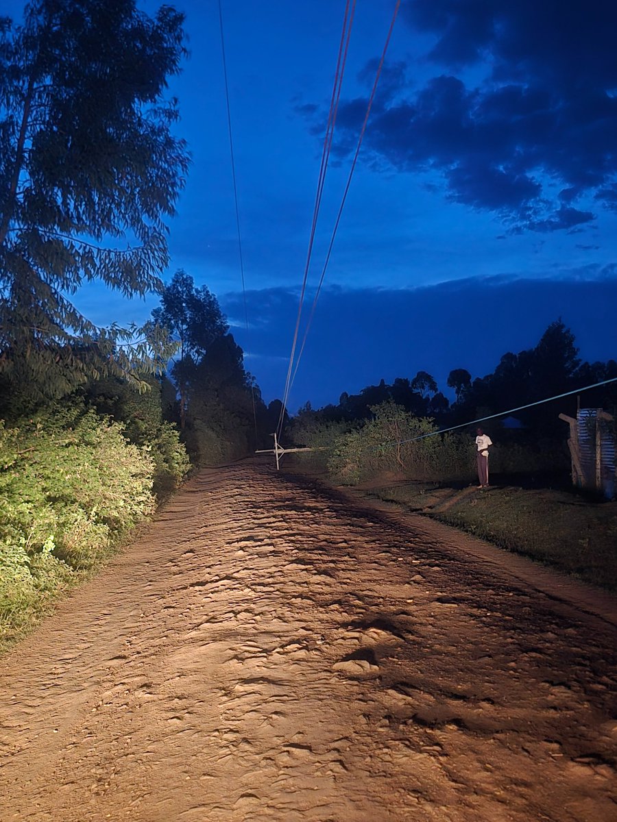 Josh_owiti's tweet photo. @KenyaPower_Care the Kendu Bay and Oyugis officers are sleeping on their jobs. Can't be here every month complaining! https://t.co/6hyZD9ekXY